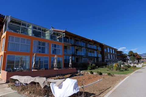 萃湖湾酒店(泸沽湖大落水码头店)