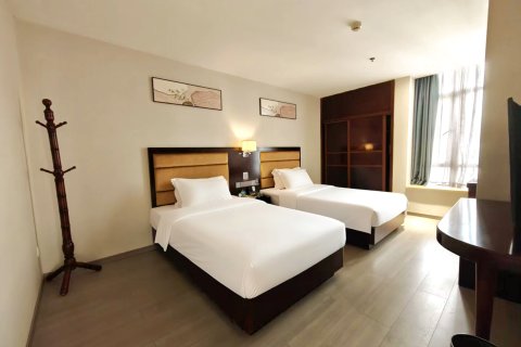 廉江华茂大酒店