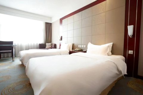 和林格尔巨华宾馆