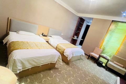 木里香巴拉大酒店