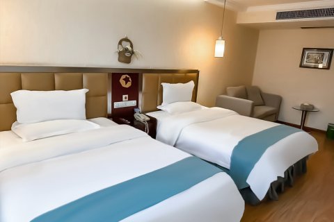 金城大酒店(遵义医科大学附属医院店)