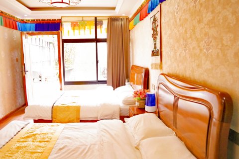 拉萨藏陶坊客栈(大昭寺八廓街店)