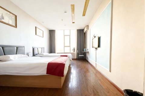 逸旅酒店(盂县凯通购物广场店)