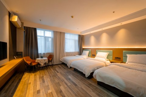 新源王朝大酒店