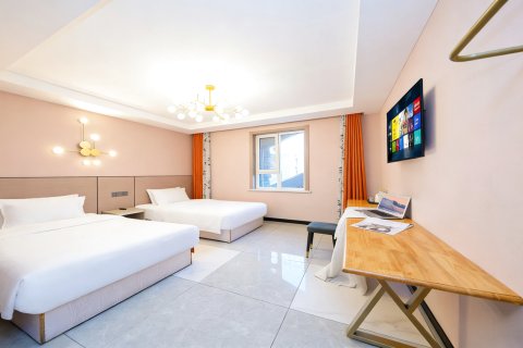 莱西月湖商务酒店(莱西高铁站月湖公园店)