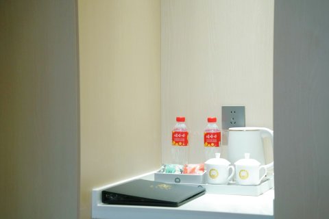 沙雅宏华大酒店