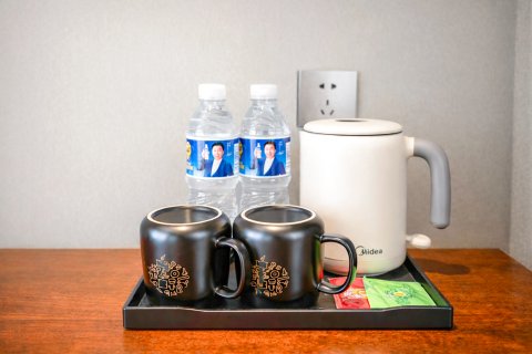 卫辉•白天鹅｜智慧生活WhiteSwan Holiday轻奢酒店(卫辉市政府店)