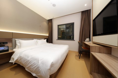 花季酒店(南京夫子庙地铁站店)