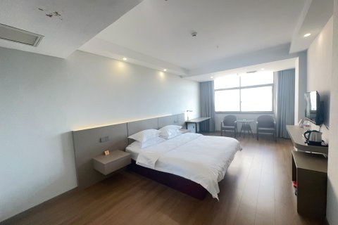 西平龙泉花园酒店