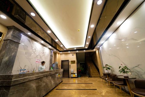 新源王朝大酒店