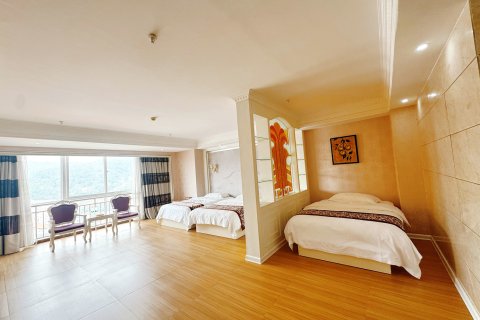 柏纳酒店(百色市政府恒基广场店)