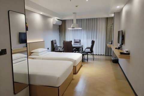 新干灯饰城大酒店(吉安新干站店)