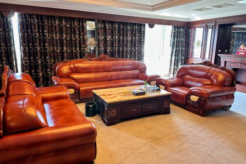 集安市华明假日大酒店