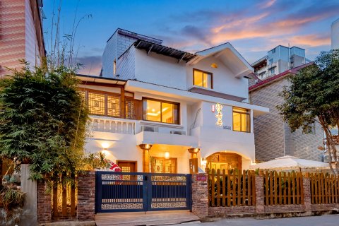 行者居别墅客栈(成都—格桑店)