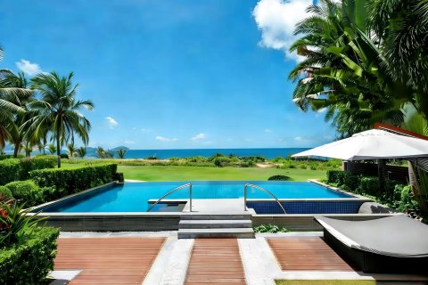 三亚亚龙湾瑞吉度假酒店