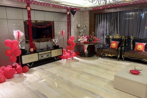 宁乡华天假日酒店(万达广场店)