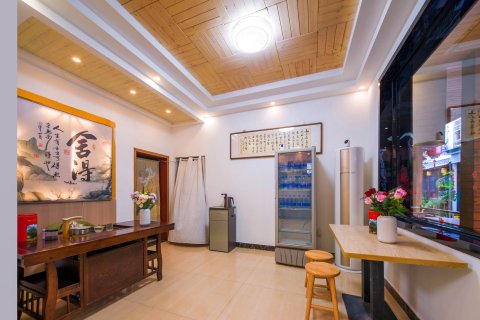 良栖客栈(张家界天门山索道店)