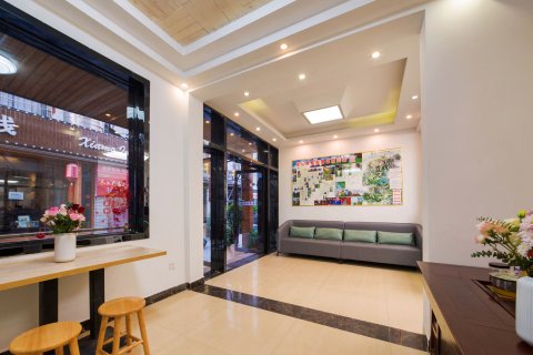 良栖客栈(张家界天门山索道店)