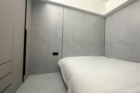 半岛假日酒店(半岛逸景花园店)