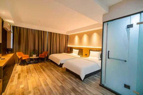 新源王朝大酒店