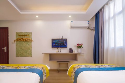 良栖客栈(张家界天门山索道店)