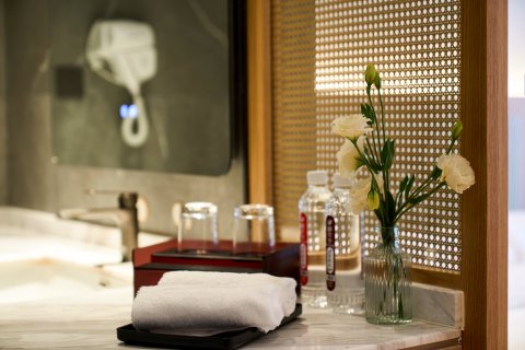 东江湖半岛假日酒店