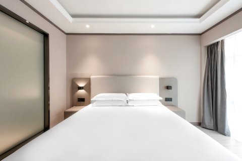 汉庭酒店(重庆北站龙头寺公园地铁站酒店)