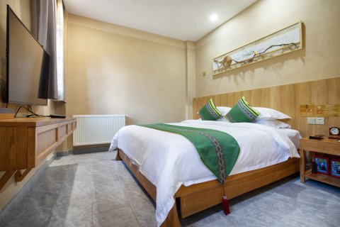 咸丰坪坝营森林酒店