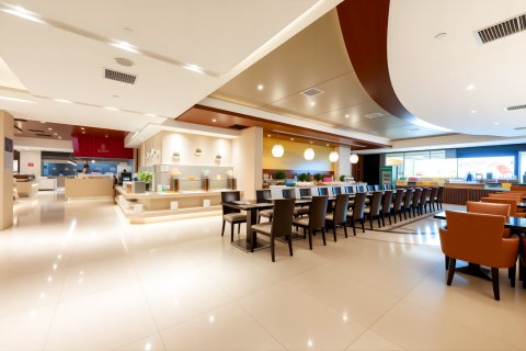 咸阳丽彩天禧酒店(高铁西站宝泉路地铁站店)