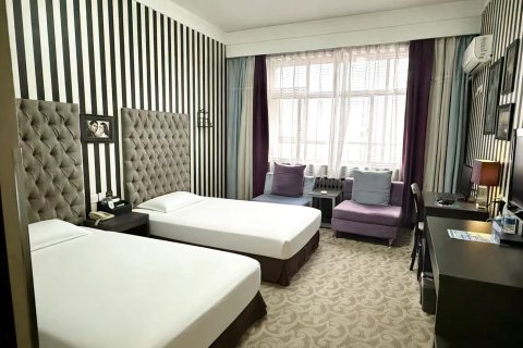 中州假日酒店(鹤壁兴鹤店)