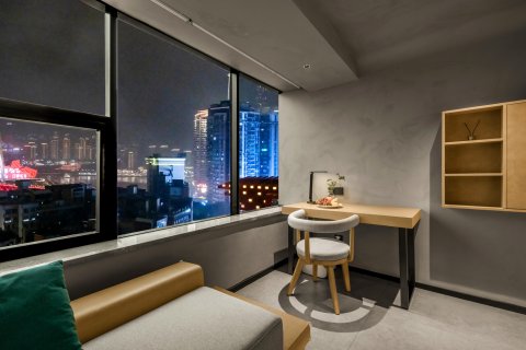 SENSE SCENE三时森印酒店(重庆解放碑洪崖洞店)