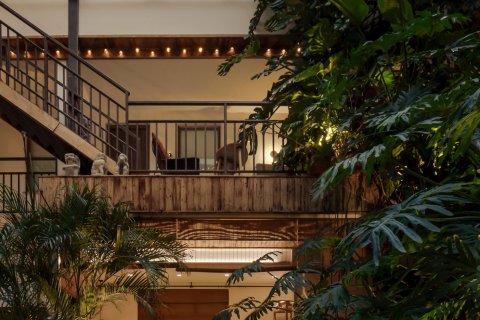 开封墨里庭院式民宿(清明上河园金水门店)