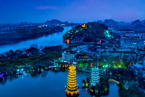 维纳斯皇家酒店(桂林象鼻山日月双塔店)