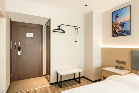 雅斯特酒店(钦州年年丰广场店)