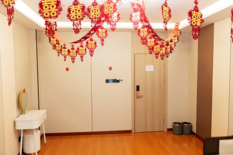 饶河荣泰来酒店