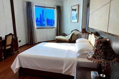 黄梅皇家大酒店(黄梅站店)