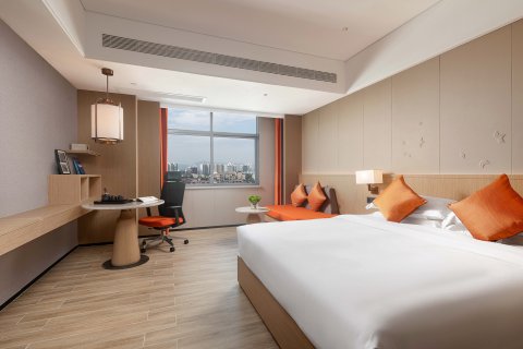 琼海昌隆酒店(银海杂粮街店)