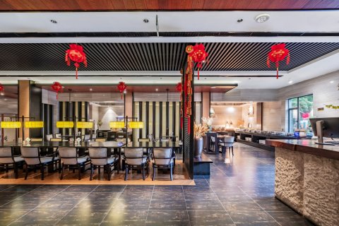 水晶璞邸酒店(景德镇陶阳里人民广场店)