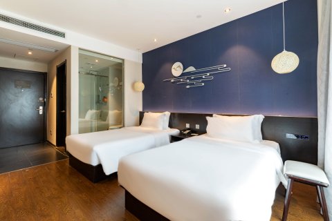 桔子酒店(重庆解放碑步行街长江索道店)