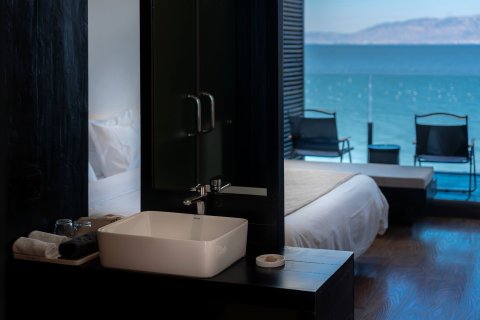 大理安野海景酒店(洱海S湾生态廊道上段店)