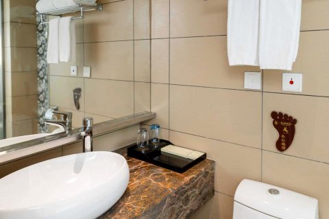 凯利酒店(钦州年年丰广场店)