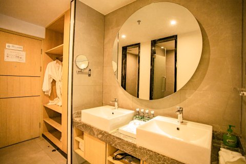 良宿▪十里江山酒店(遇龙河店)