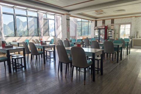 雅斯特美途酒店(河池凤山县高级中学店)