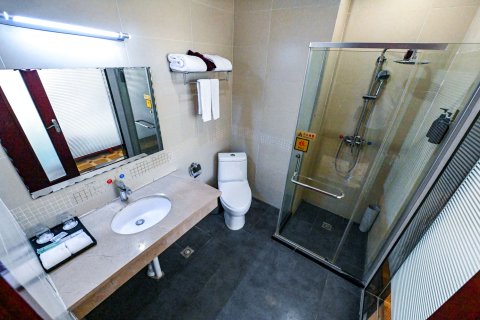 兰花桦酒店(贺兰店)