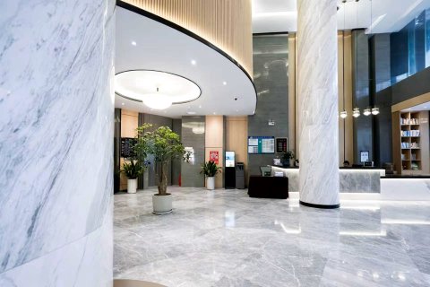 纪龙酒店(龙里县中医医院店)