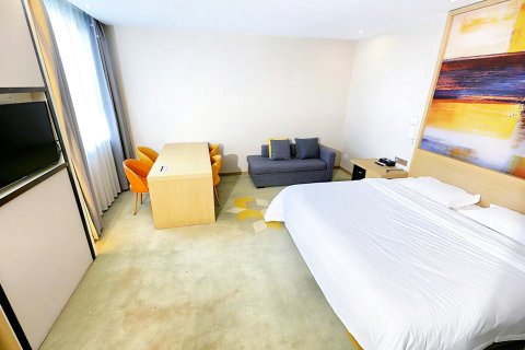 诺阁雅酒店(南京莫愁湖地铁站店)