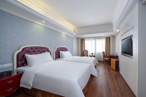 维也纳国际酒店(南宁广西大学动物园地铁站店)