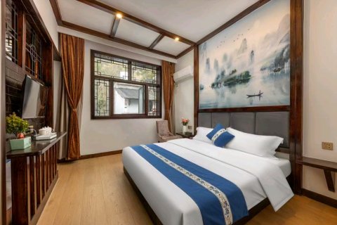 张家界隐栖客栈