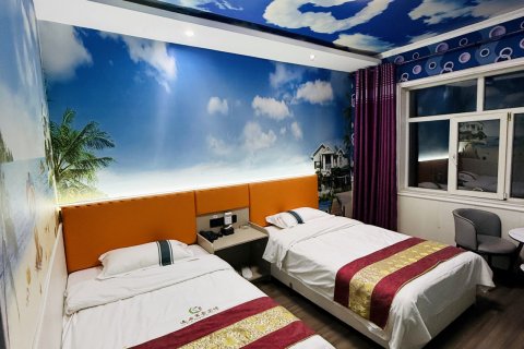 化隆逸居商务宾馆