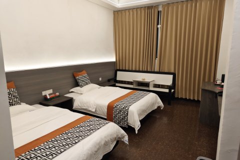 福贡福瑞商务酒店